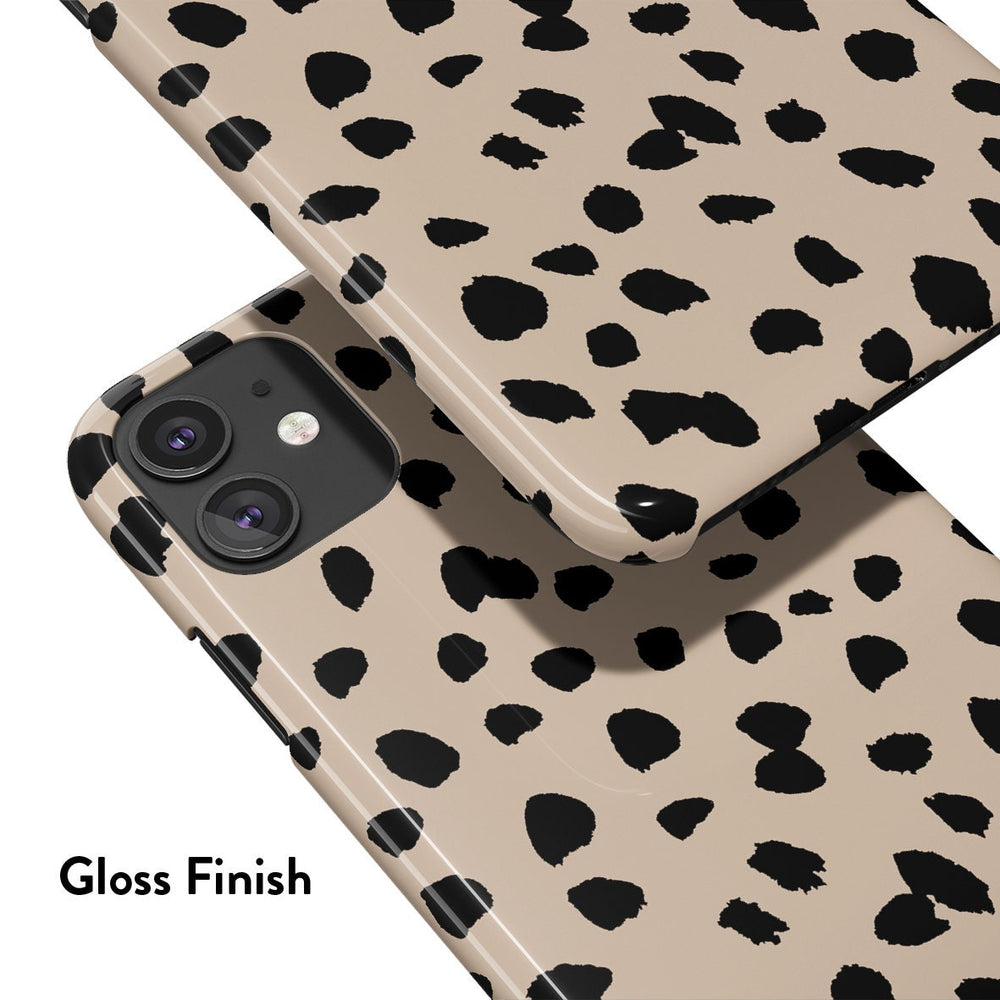 
                  
                    LUMI DOTS iPhone 16 Case
                  
                