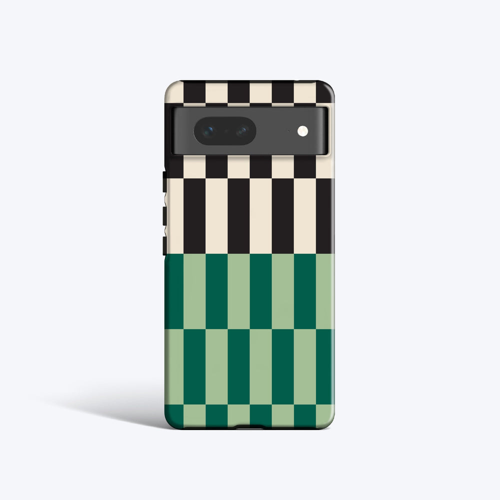 LONG CHECKERED GREEN Pixel 8 Case